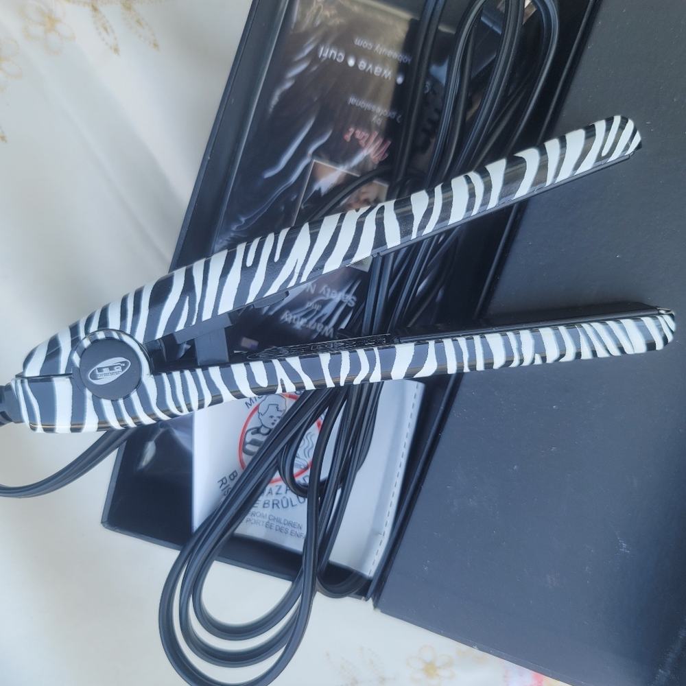 Mini Hair Straightener ISO